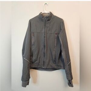 Lululemon Women's Vintage Grey Long Sleeve Jacket. 
Size S